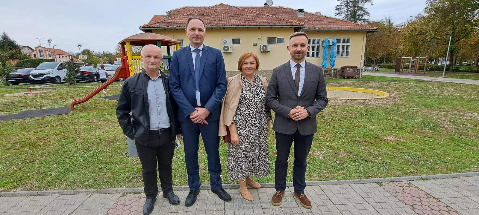 Pročelnica Upravnog odjela za zdravstvo, socijalnu skrb i hrvatske branitelje Alenka Ljubešić je u petak, 21. listopada 2022. godine, u Lipiku na lokaciji Centra nazočila obilježavanju stote godišnjice postojanja Centra za pružanje usluga u zajednici Lipik.