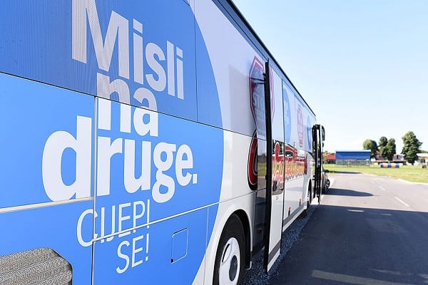 Osim redovnih cijepnih punktova, aktivan je i mobilni cijepni punkt ANTICOVID VACCINBUS s ciljem povećavanja cijepnog obuhvata. Ovaj mobilni punkt organiziran je s ciljem veće dostupnosti cijepljenja građanima i povećanja cijepnog obuhvata. Ovo je jedan oblik organiziranog cijepljenja po Štamparovom modelu kada pristupamo pacijentu, dolazimo k njemu i činimo sve za očuvanje i unapređenje njegovog zdravlja.