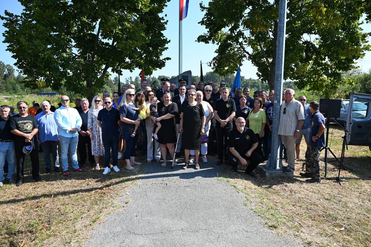  Župan Ivan Celjak je sudjelovao u obilježavanju 32. obljetnice vojno-redarstvene akcije „Brđani“ i sudjelovanju 2. gardijske brigade „Grom“ u obrani Sunje u Domovinskom ratu.