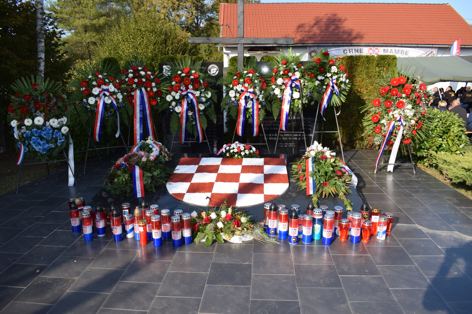 Župan Ivan Celjak je, kao izaslanik predsjednika Hrvatskog sabora i Vlade RH, u ponedjeljak, 18. listopada 2021. godine, sudjelovao u obilježavanju Dana hrvatskih branitelja Sisačko-moslavačke županije.