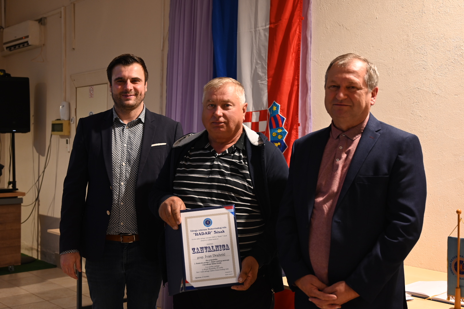 U subotu, 27. listopada 2023. godine u Topolovcu kod Siska održana je Skupština Udruge veterana Zračnog motrenja i navođenja „RADAR“ Sisak. 