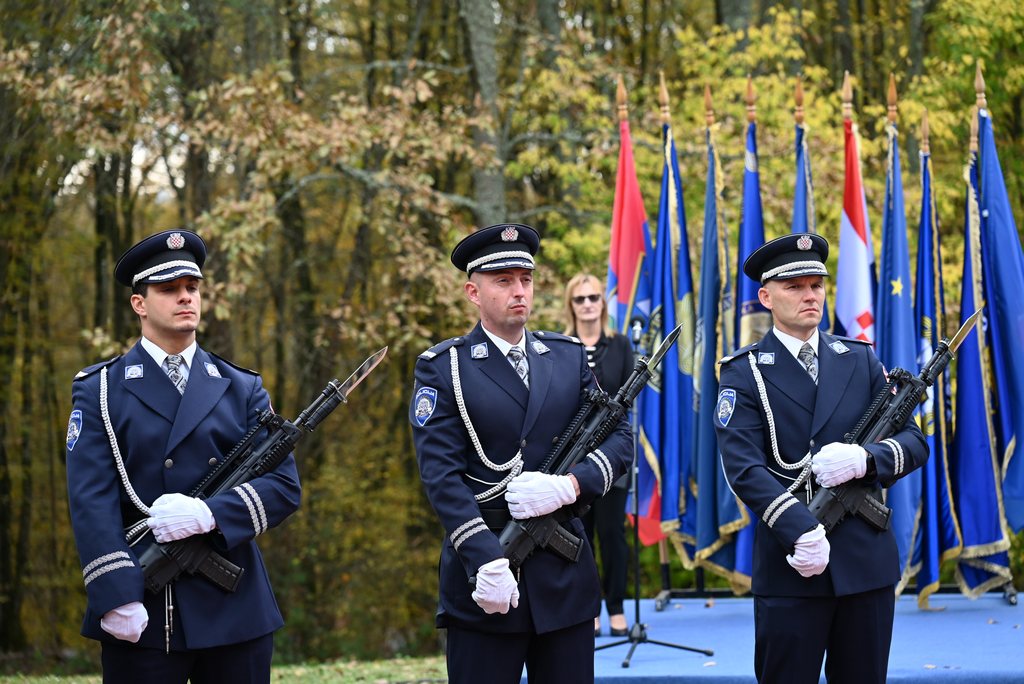 komemoracija_trokut0019