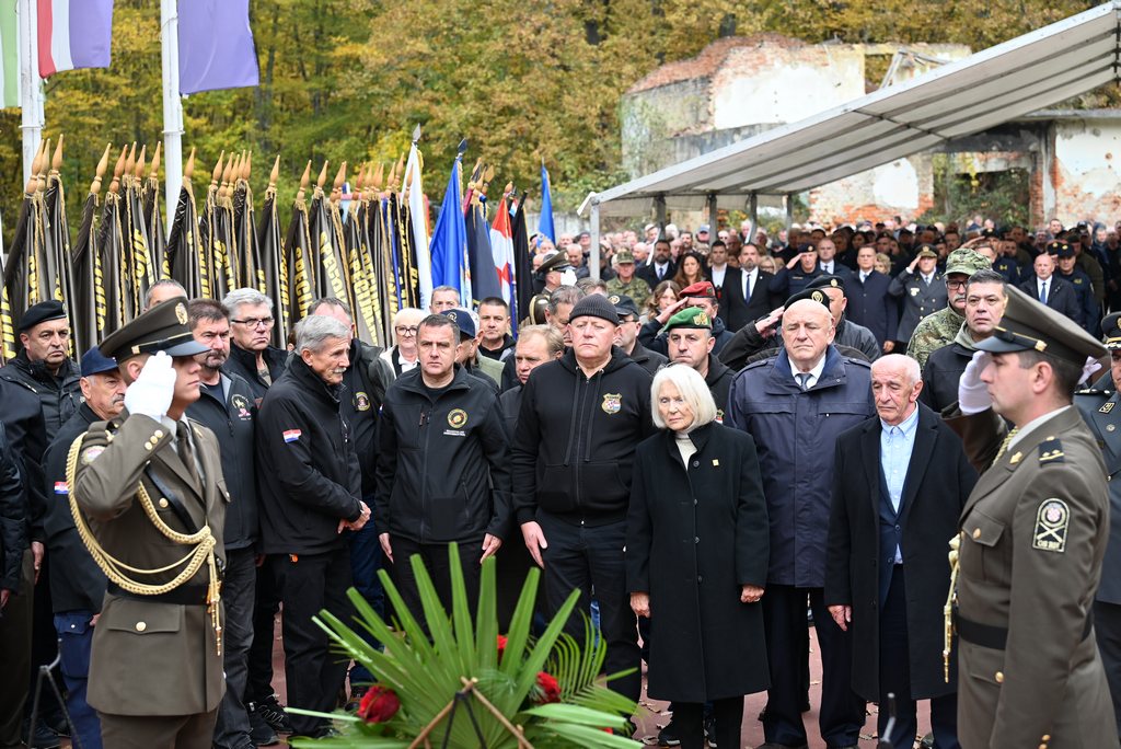 komemoracija_trokut0022