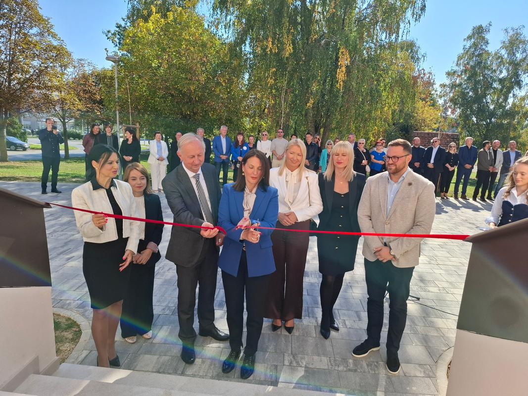 KUTINA DOBILA JOŠ JEDNU ENERGETSKI OBNOVLJENU ZGRADU JAVNE NAMJENE