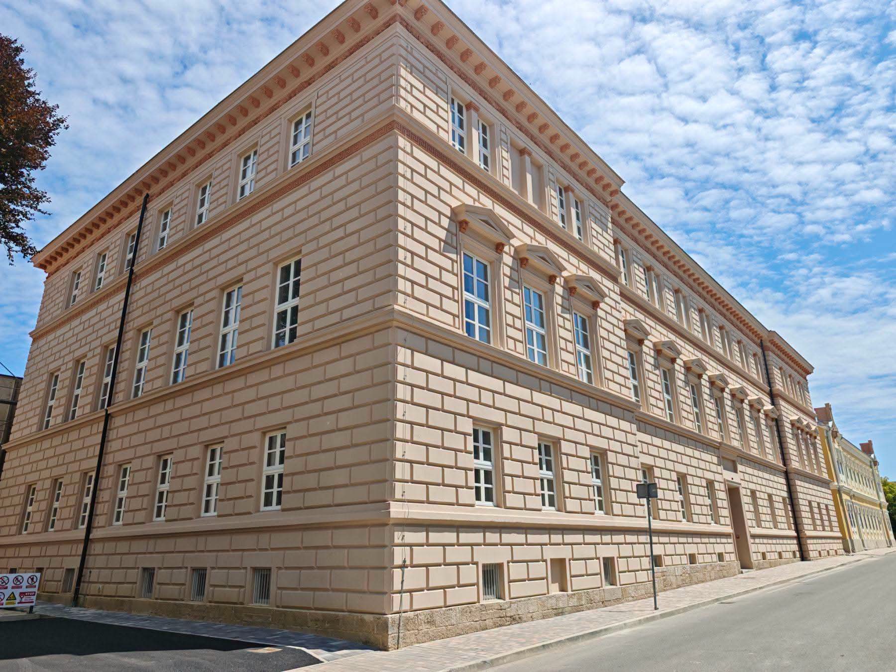 SREDNJA SKOLA PETRINJA stara zgrada