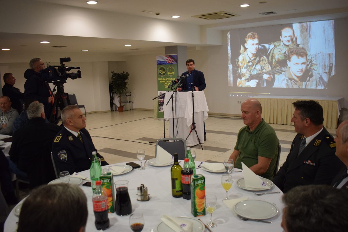 Župan Ivan Celjak je u srijedu, 15. ožujka 2023. godine u prostoru sisačkog hotela „Panonija“ nazočio svečanosti obilježavanja 32. obljetnice osnutka Specijalne jedinice policije „OSA“.