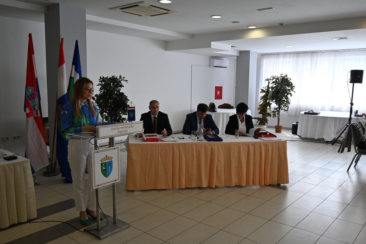 vijećnici Županijske skupštine su na svojoj 16. sjednici prihvatili Izvješće o radu župana Ivana Celjaka za drugu polovicu 2022. godine.