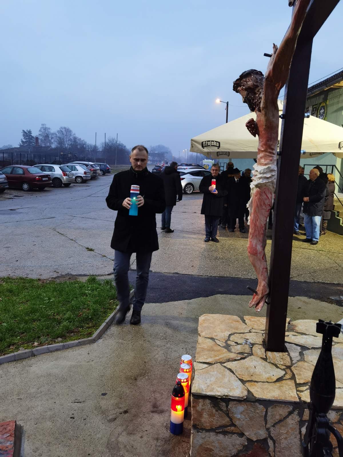 Zamjenik župana Mihael Jurić nazočio je u petak, 16. prosinca 2022. godine u Petrinji, u prostoru Udruge veterana Domovinskog rata grada Petrinje obilježavanju 31. obljetnice od ustrojavanja  80. samostalnog bataljuna Petrinja.