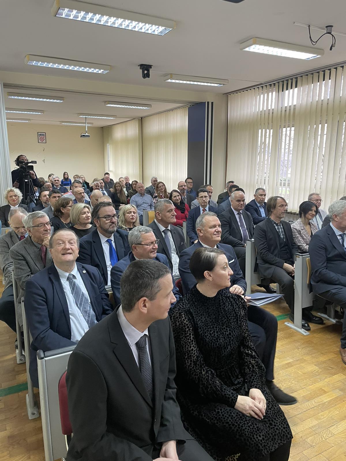 viber_image_2022-12-14_13-44-40-121