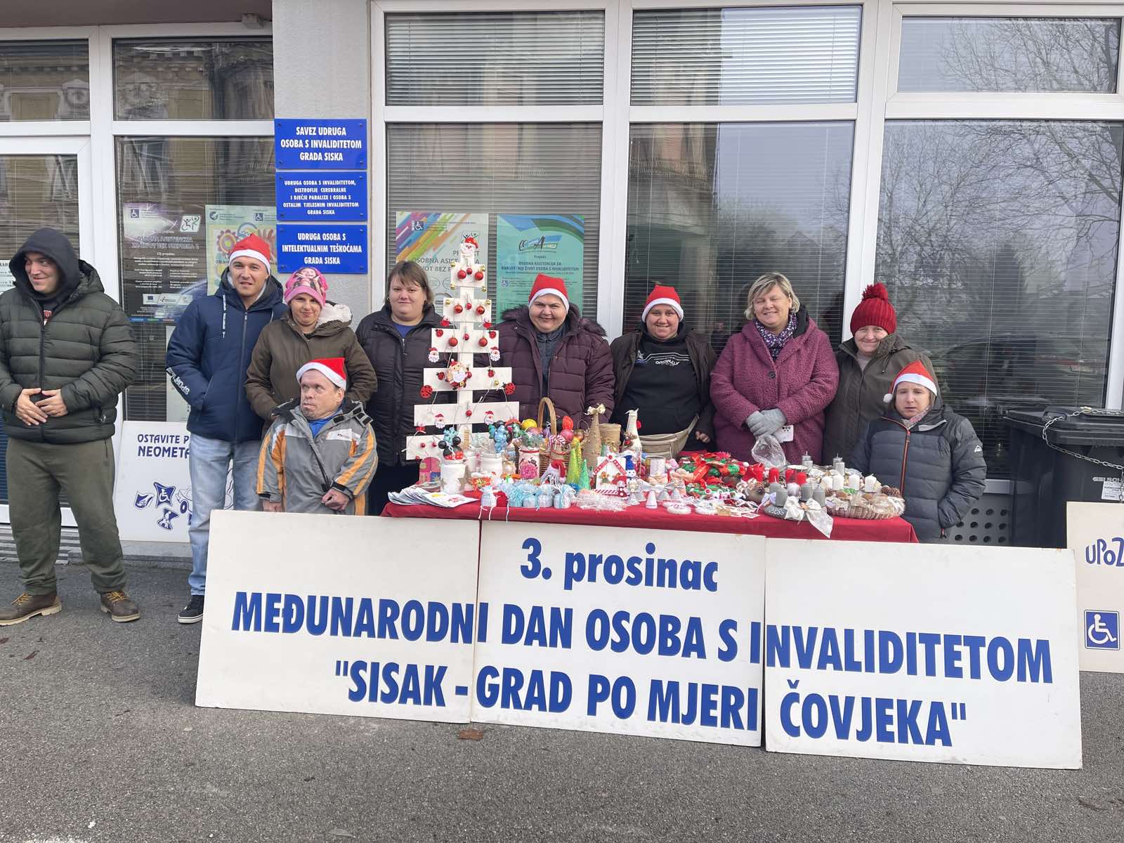 Pročelnica županijskog Upravnog odjela za zdravstvo, socijalnu skrb i hrvatske branitelje Alenka Ljubešić nazočila je obilježavanju Međunarodnog dana osoba s invaliditetom u Sisku.