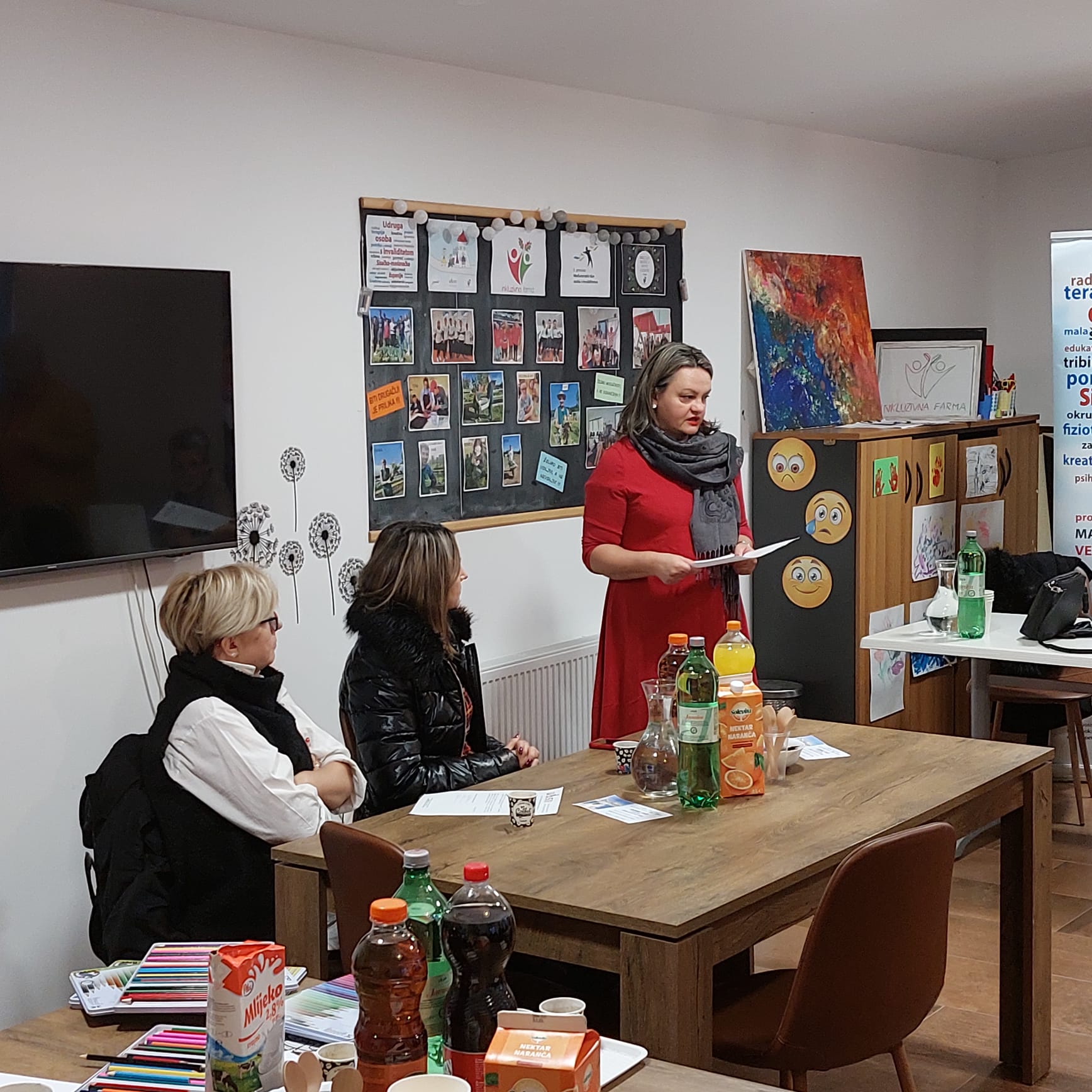 Zamjenik župana Mihael Jurić, nazočio je u subotu 2. prosinca 2023. godine sjednici Skupštine Udruga osoba s invaliditetom Sisačko-moslavačke županije na Inkluzivnoj farmi u Petrinji.