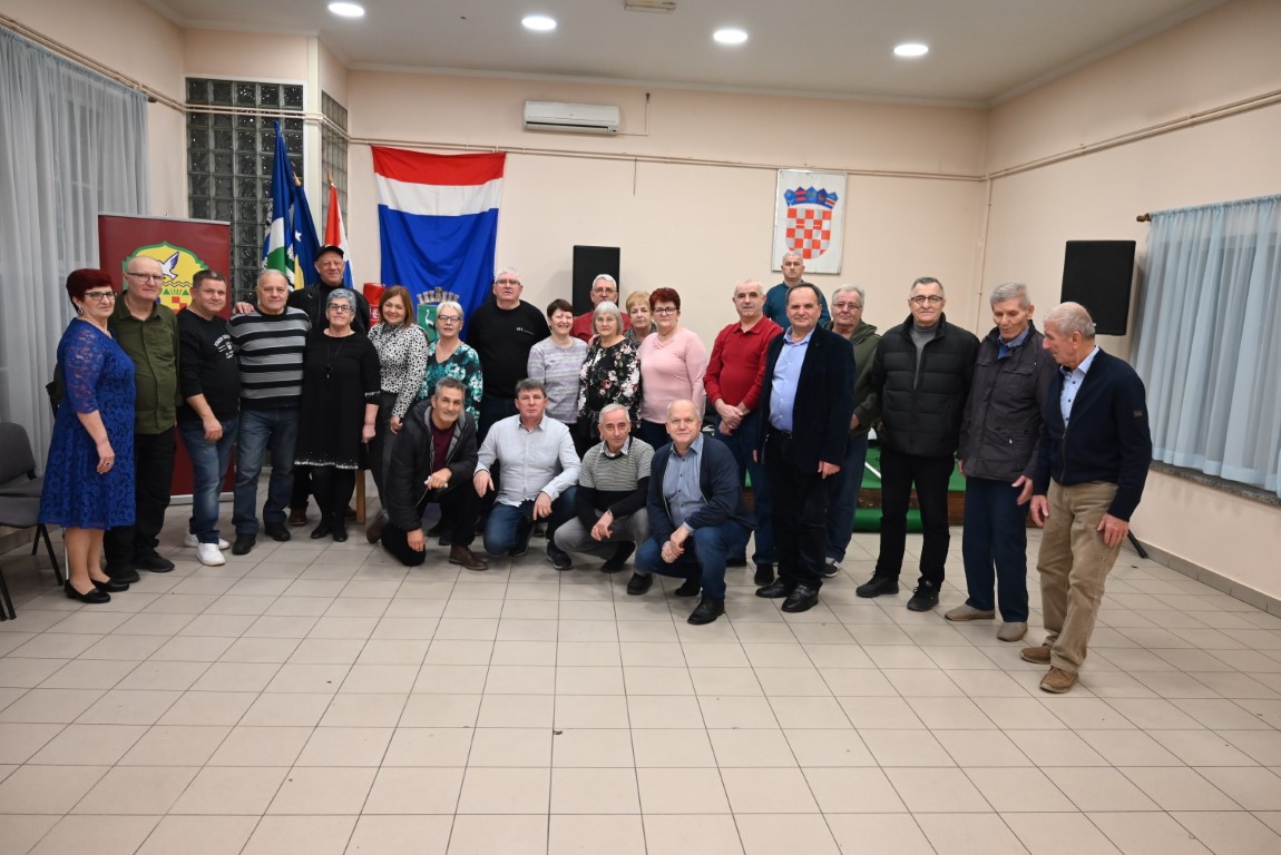 Pročelnica Upravnog odjela za zdravstvo, socijalnu skrb i hrvatske branitelje Alenka Ljubešić je, kao izaslanica župana Ivana Celjaka, nazočila izvještajnoj sjednici Skupštine Udruge Bošnjaka branitelja Domovinskog rata Hrvatske grada Siska i Sisačko-moslavačke županije