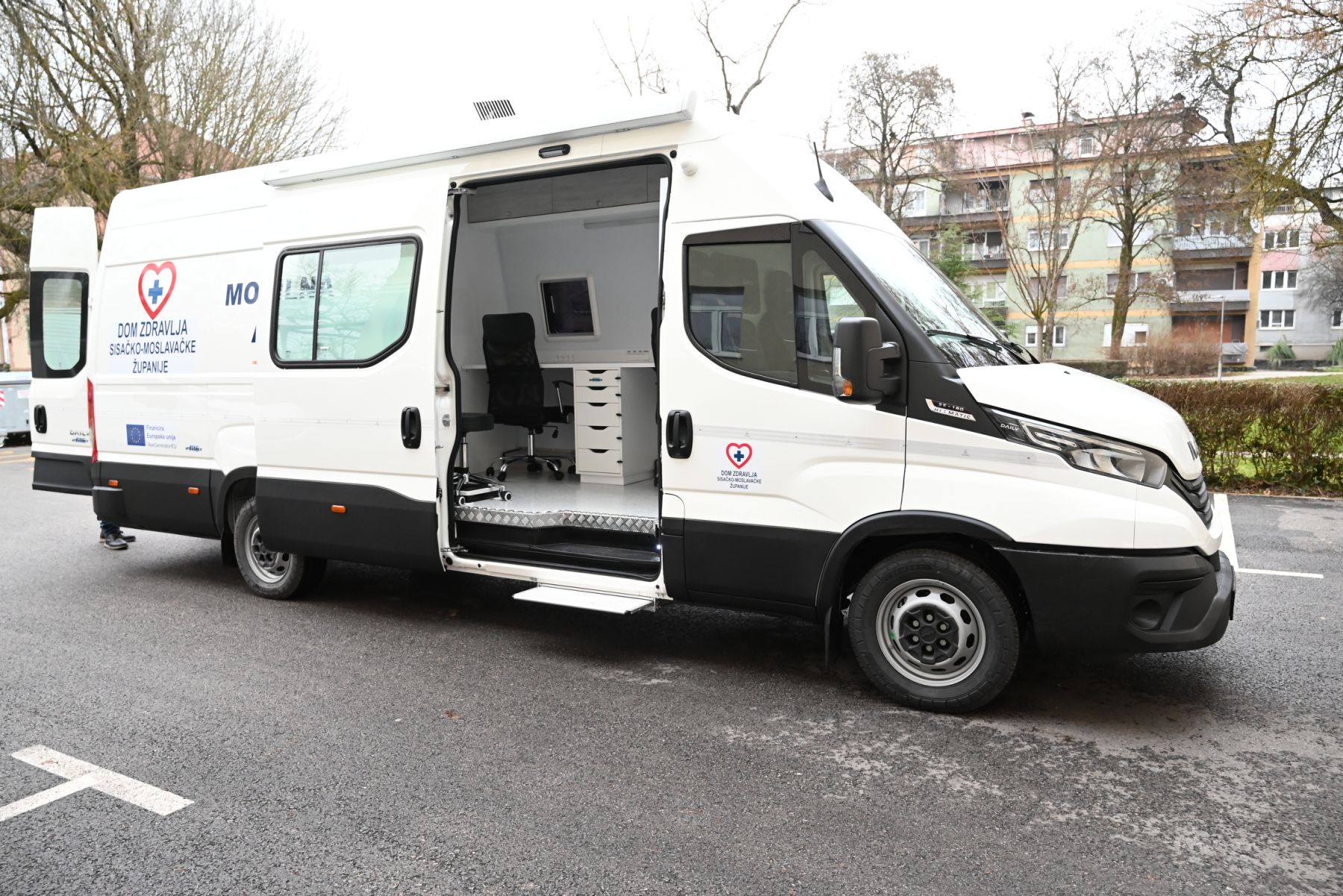 Prva od dvije mobilne ambulante stigla je  danas u Sisačko-moslavačku županiju