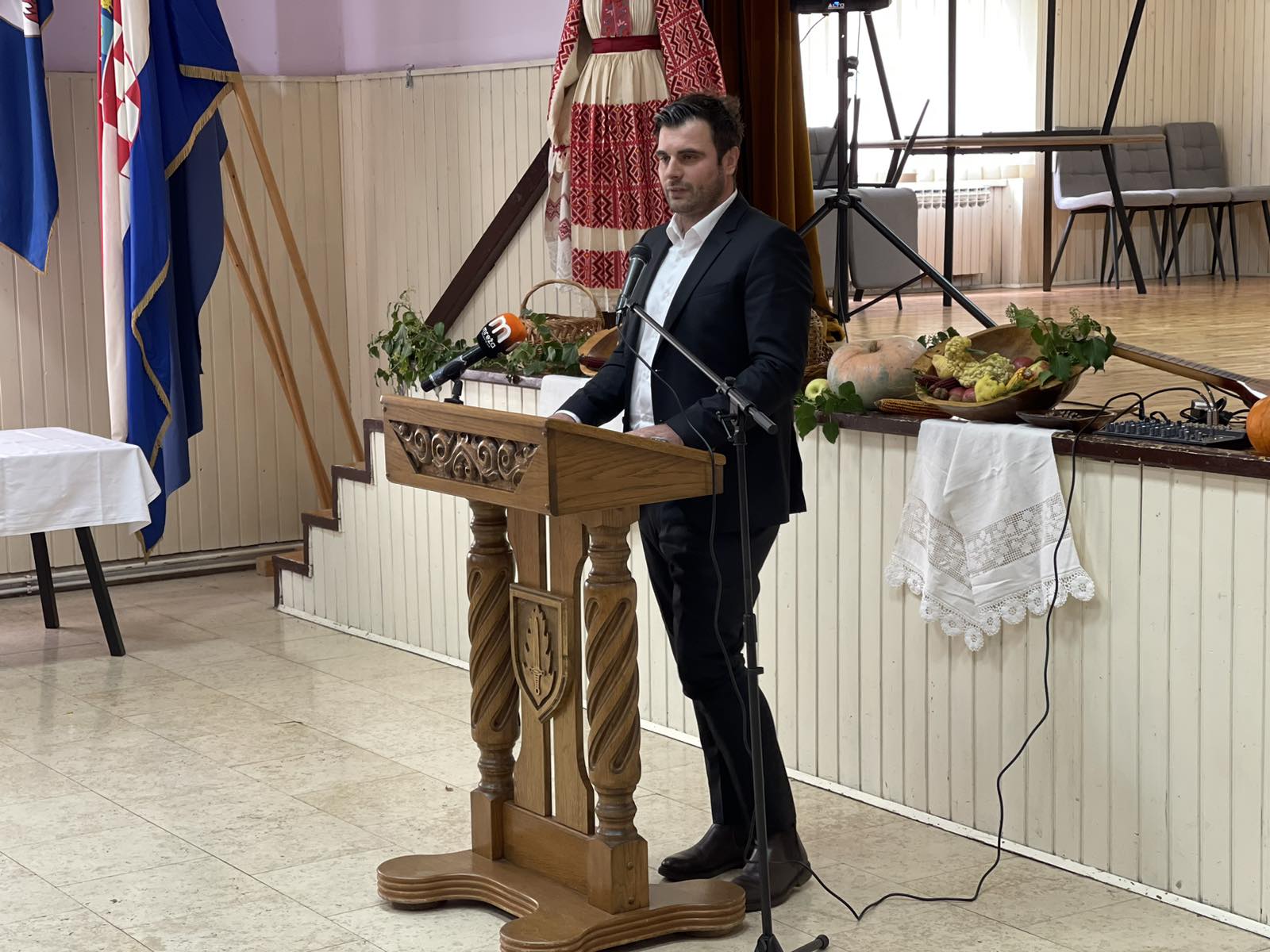 Župan Ivan Celjak je, kao izaslanik predsjednika Vlade RH Andreja Plenkovića, u četvrtak, 29. rujna 2022. godine, u Društvenom domu Velika Ludina nazočio Svečanoj sjednici Općinskog vijeća Općine Velika Ludina, koja je održana u povodu obilježavanja Dana općine Velika Ludina i župe Sv. Mihaela Arkanđela.