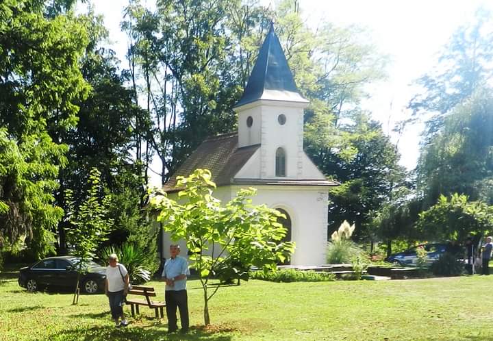 Županijski vijećnik Tomislav Kralj je u nedjelju, 10. rujna 2023. godine nazočio obilježavanju Dana mjesta Toplovac. Program je počeo polaganjem vijenaca i paljenjem svijeća kod spomenika palim braniteljima, a nastavljen svetom misom.