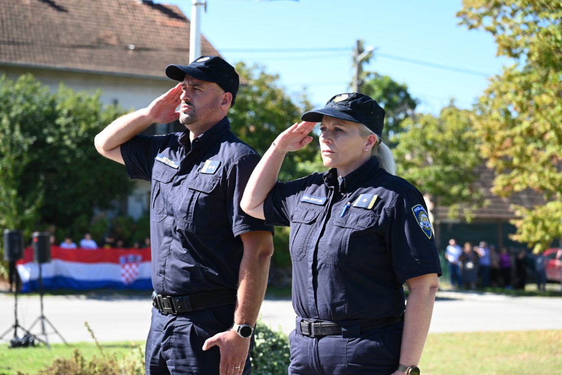 DSC_9607_Medium