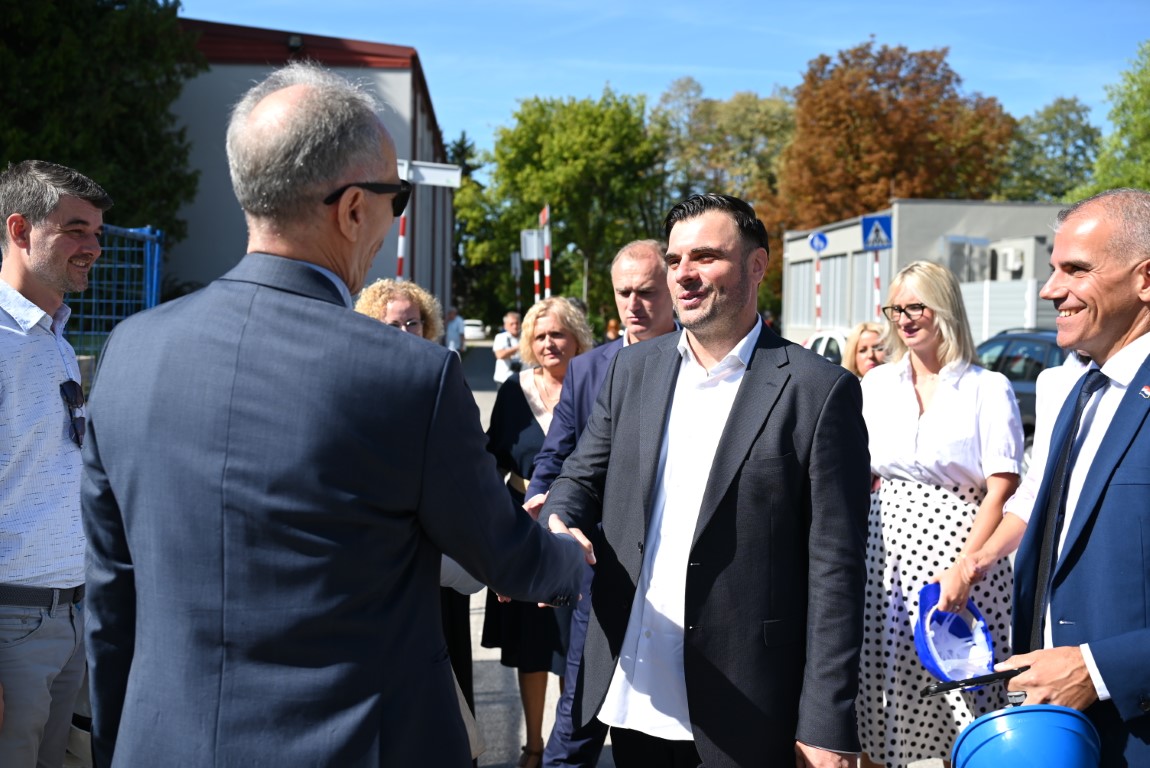 Fotografija_2_1_Medium