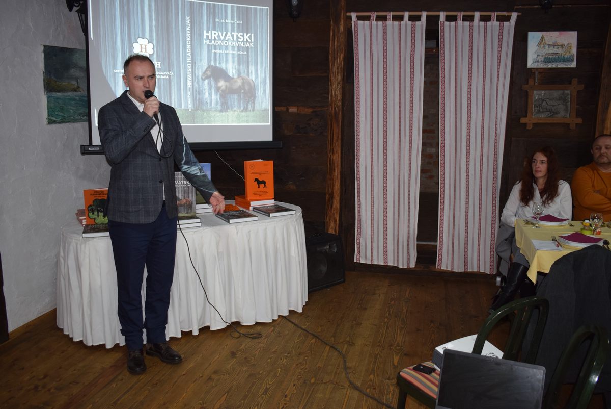 Zamjenik župana Mihael Jurić je u prostoru Seoskog turizma Bistrički u Osekovu, naselju na području Grada Popovače, nazočio predstavljanju knjige dr. sc. Mate Čačića „Hrvatski hladnokrvnjak – izvorna pasmina konja“. 