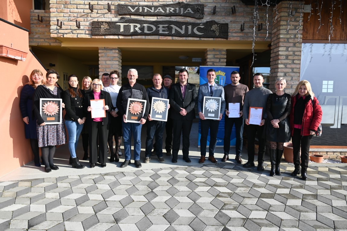 Župan Ivan Celjak je primio predstavnike dobitnika priznanja „Suncokret ruralnog turizma Hrvatske – Sunflower Award“, koja već 11. godinu za redom dodjeljuje Hrvatska udruga za turizam i ruralni razvoj „Klub članova Selo“.