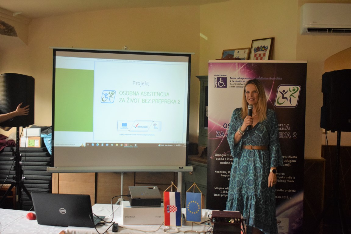 Pročelnica upravnog odjela za zdravstvo, socijalnu skrb i hrvatske branitelje, Alenka Ljubešić, je u četvrtak, 7. srpnja 2022. godine, u restoranu Stari grad, nazočila završnoj konferencija projekta "Osobna asistencija za život bez prepreka 2".