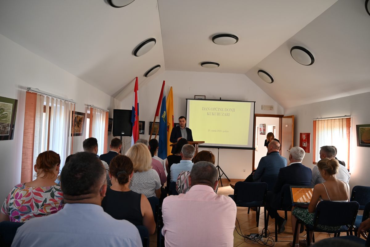 Župan Ivan Celjak je nazočio svečanoj sjednici Općinskog vijeća, koja je u prostoru općinske uprave održana u povodu Dana općine Donji Kukuruzari.