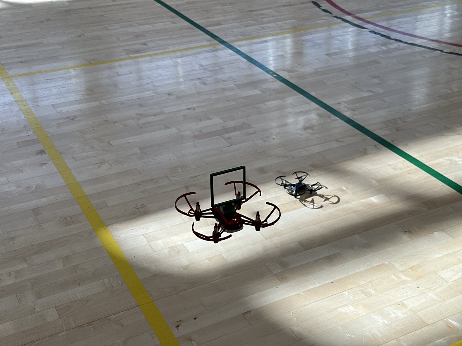 Podjelom uvjerenja prvoj generaciji polaznika Drone – IN Centra za inovacije i umjetnu inteligenciju Petrinja, završena je šestomjesečna edukacija za programere bespilotnih letjelica.