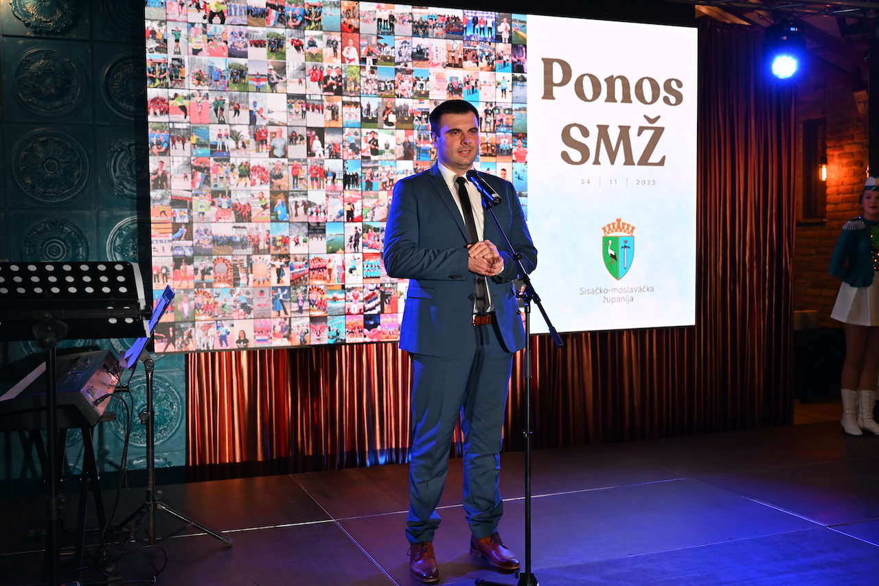 Župan Ivan Celjak je na svečanosti „Ponos Sisačko-moslavačke županije za sportska postignuća“, koja je održana u prostoru sisačkog restorana Cocktail 2, uručio 169 pojedinačnih i 19 ekipnih zahvalnica sportašicama, sportašima i sportskim klubovima koji su ostvarili zapažene rezultate. Župan je zahvalnice uručio osvajačicama i osvajačima medalja u pojedinačnoj konkurenciji na prvenstvima Hrvatske te zahvalnice za ekipne rezultate.