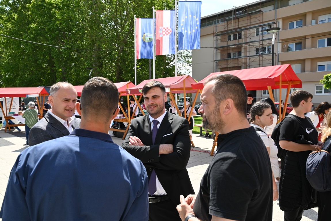 Fotografija_45_Medium