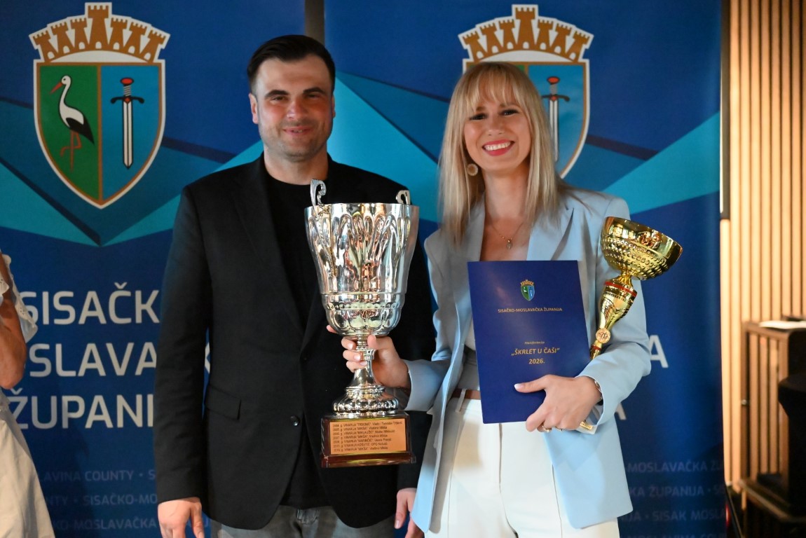 Škrlet_19