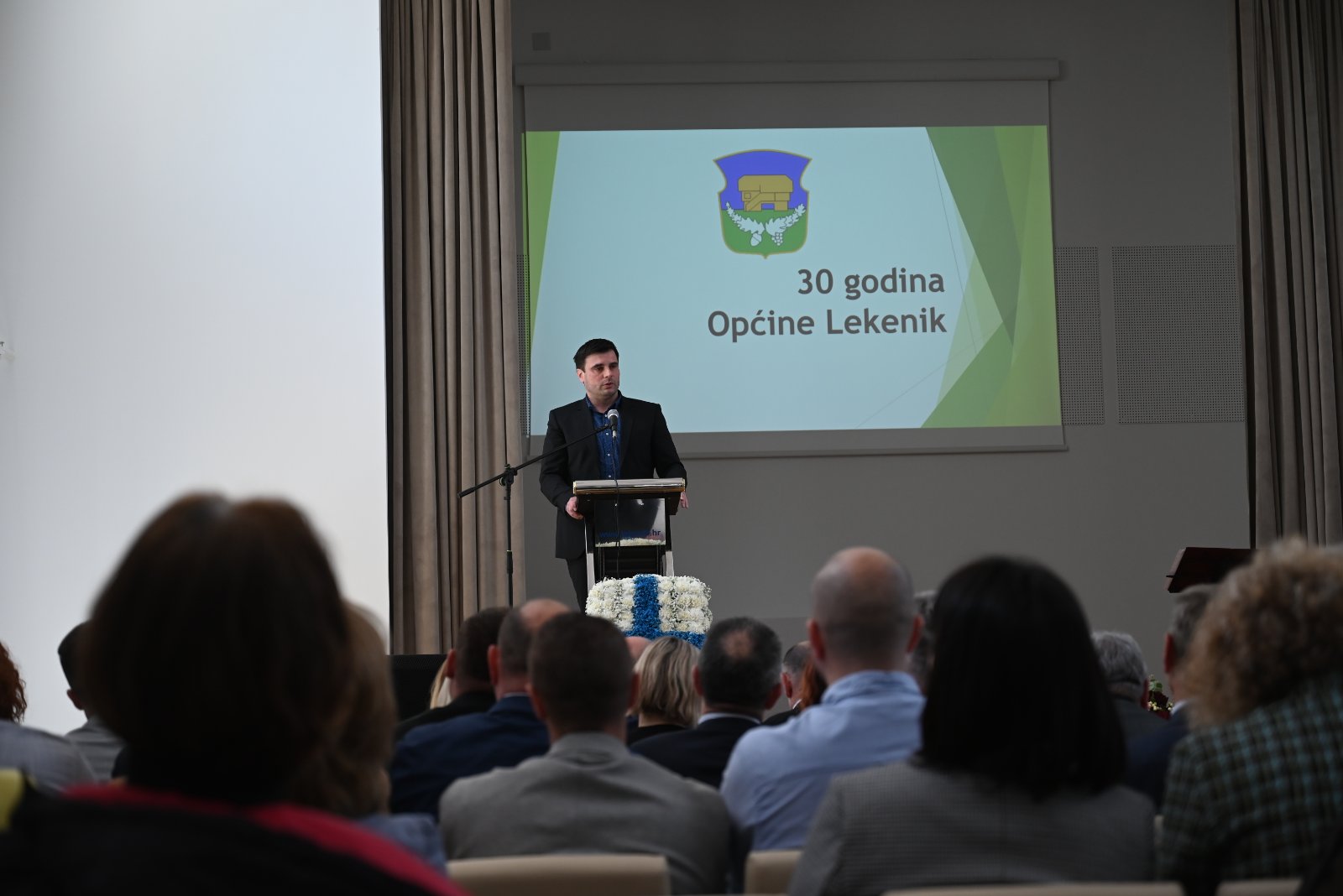 Izaslanik Hrvatskog sabora župan Ivan Celjak uputio je čestitku svim stanovnicima općine Lekenik i dobitnicima javnih priznanja.