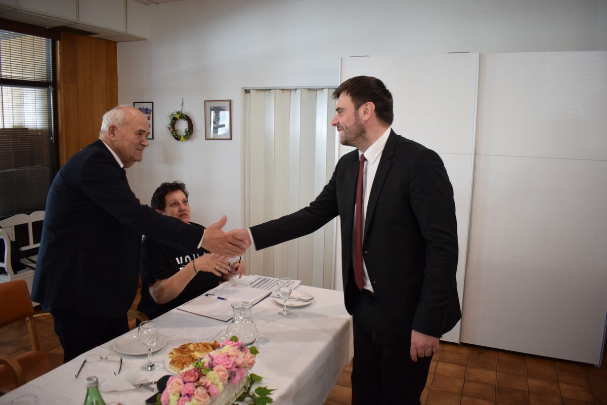 Župan Ivan Celjak je u četvrtak, 20. travnja 2023. godine, u prostoru Doma za starije osobe Sisak nazočio izbornoj sjednici Skupštine Udruge roditelja poginulih hrvatskih branitelja Domovinskog rata Sisačko-moslavačke županije.