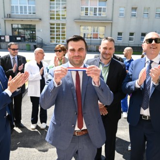 OD POTRESA DO PONOSA – OTVORENE OBNOVLJENE, UREĐENE I IZGRAĐENE ZGRADE U OPĆOJ BOLNICI DR. IVO PEDIŠIĆ SISAK