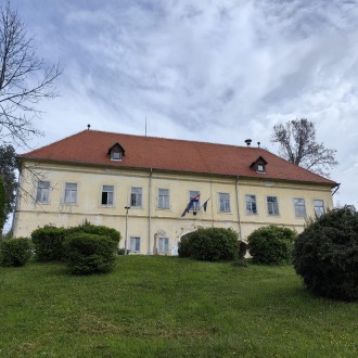 ŽUPANIJA ĆE ENERGETSKI UREDITI JOŠ JEDNU ZGRADU U POPOVAČI