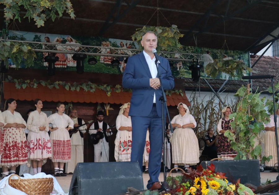 SVEČANO OTVORENA 58. VOLODERSKA JESEN