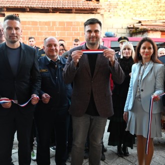 Svečano otvorene obnovljene zgrade DVD-a Sela i DVD-a Greda