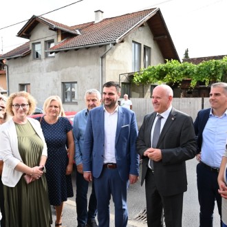 Novi domovi za 19 obitelji iz Lekenika