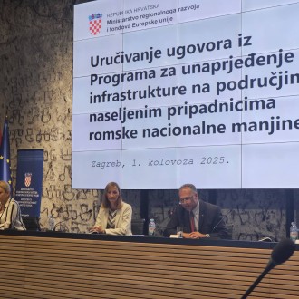 Djeca u Donjoj i Gornjoj Gračenici uskoro dobivaju nova igrališta i školske nadstrešnice