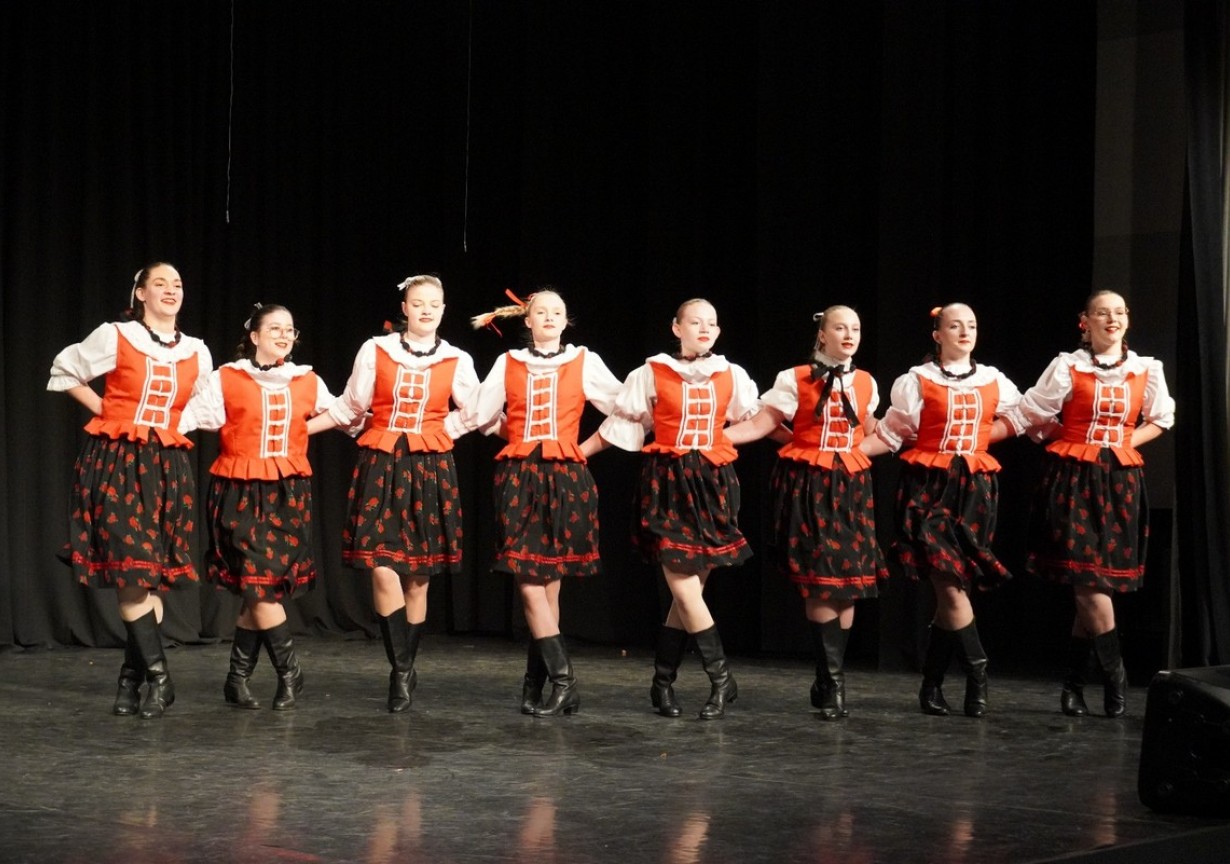 SMOTRA KOREOGRAFIRANOG FOLKLORA SISAČKO-MOSLAVAČKE ŽUPANIJE